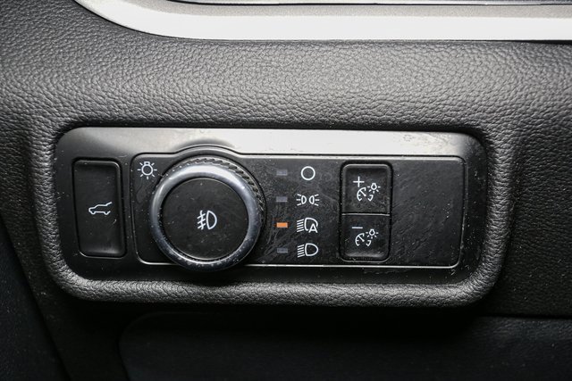 Used 2023 Ford Explorer XLT w/ Equipment Group 202A image 34