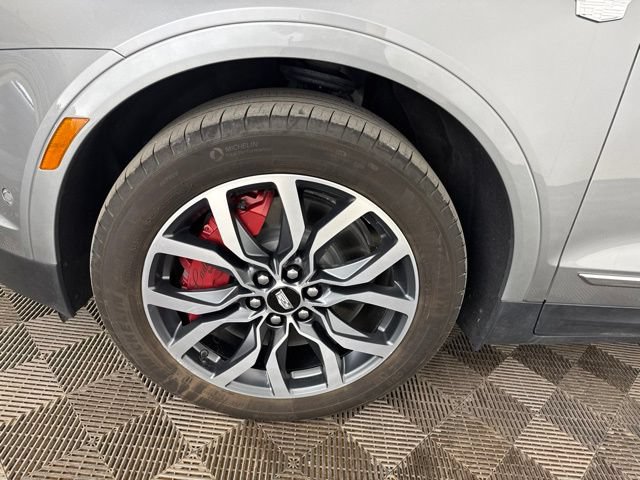 Used 2025 Cadillac XT5 Sportv w/ Technology Package AWD/4WD image 32
