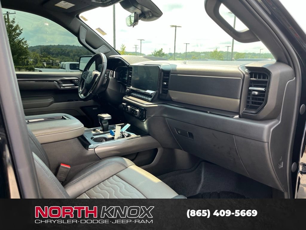Used 2022 Chevrolet Silverado 1500 ZR2 w/ Technology Package AWD/4WD image 30