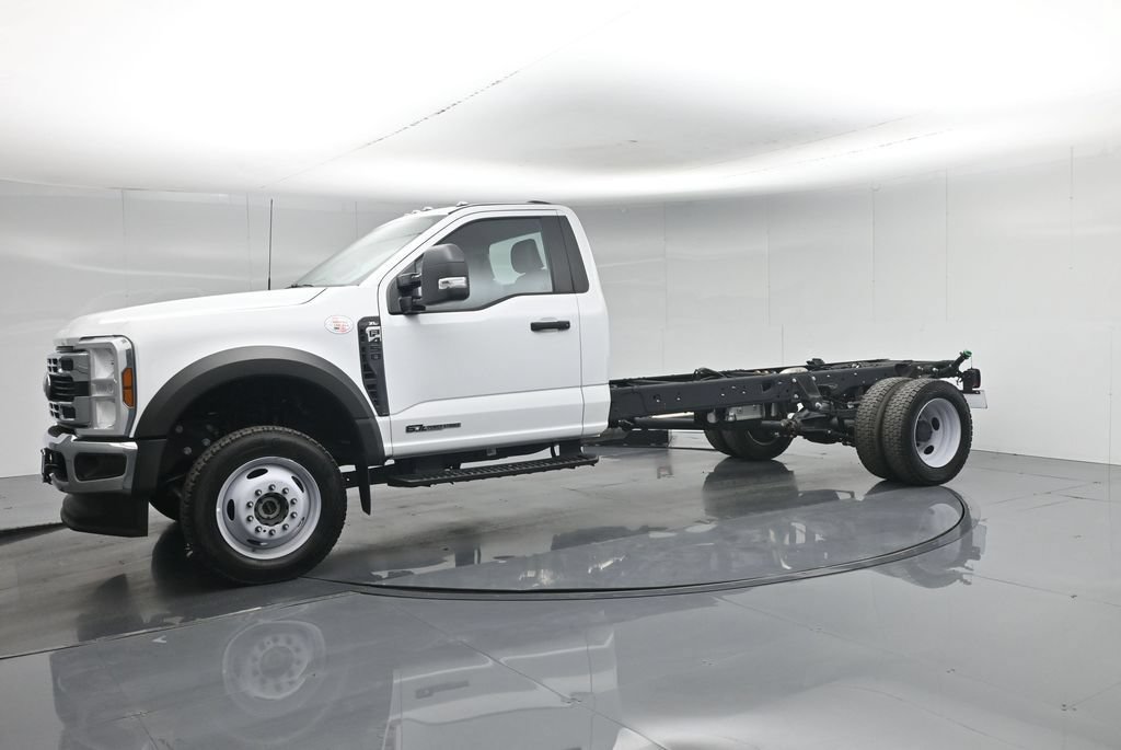 New 2025 Ford F450 XL w/ XL Chrome Package AWD/4WD image 21