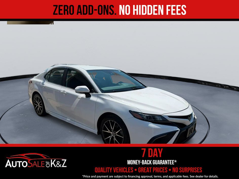 Used 2022 Toyota Camry SE
