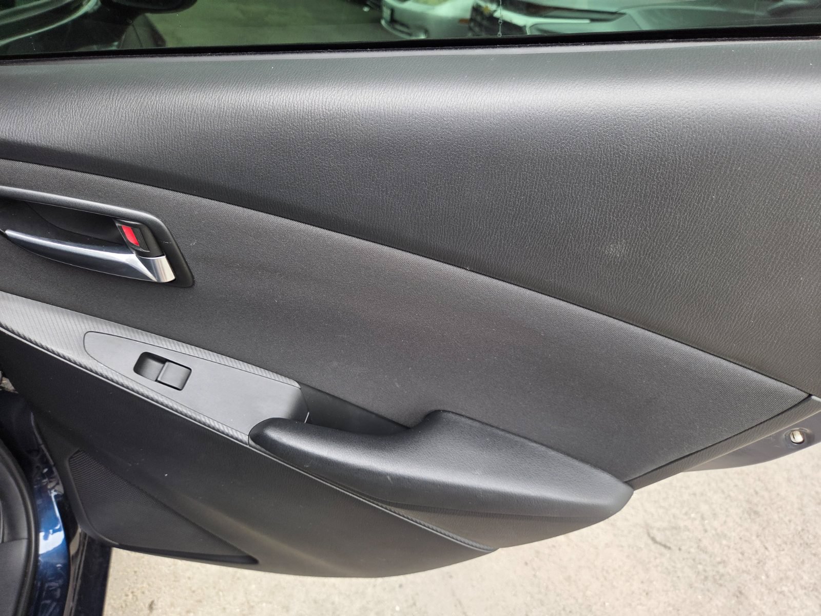 Used 2016 Scion iA FWD image 9