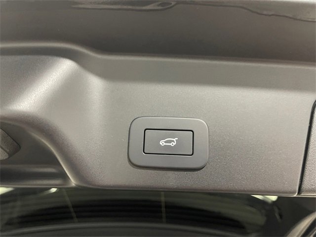 Used 2024 Land Rover Range Rover Evoque S image 18