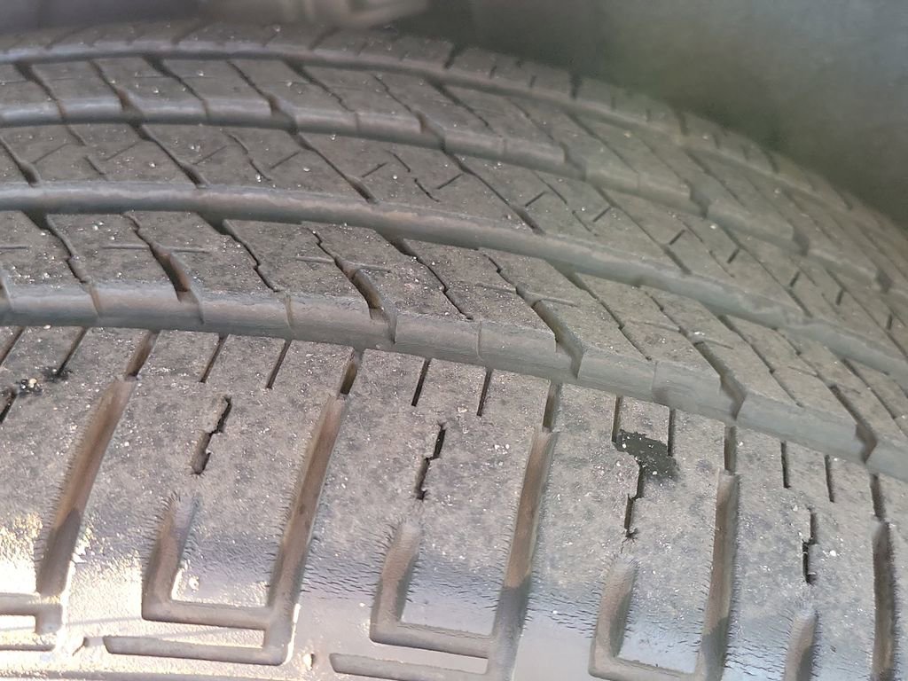 Used 2023 Jeep Grand Cherokee Overland w/ Advanced Protech Group III image 22