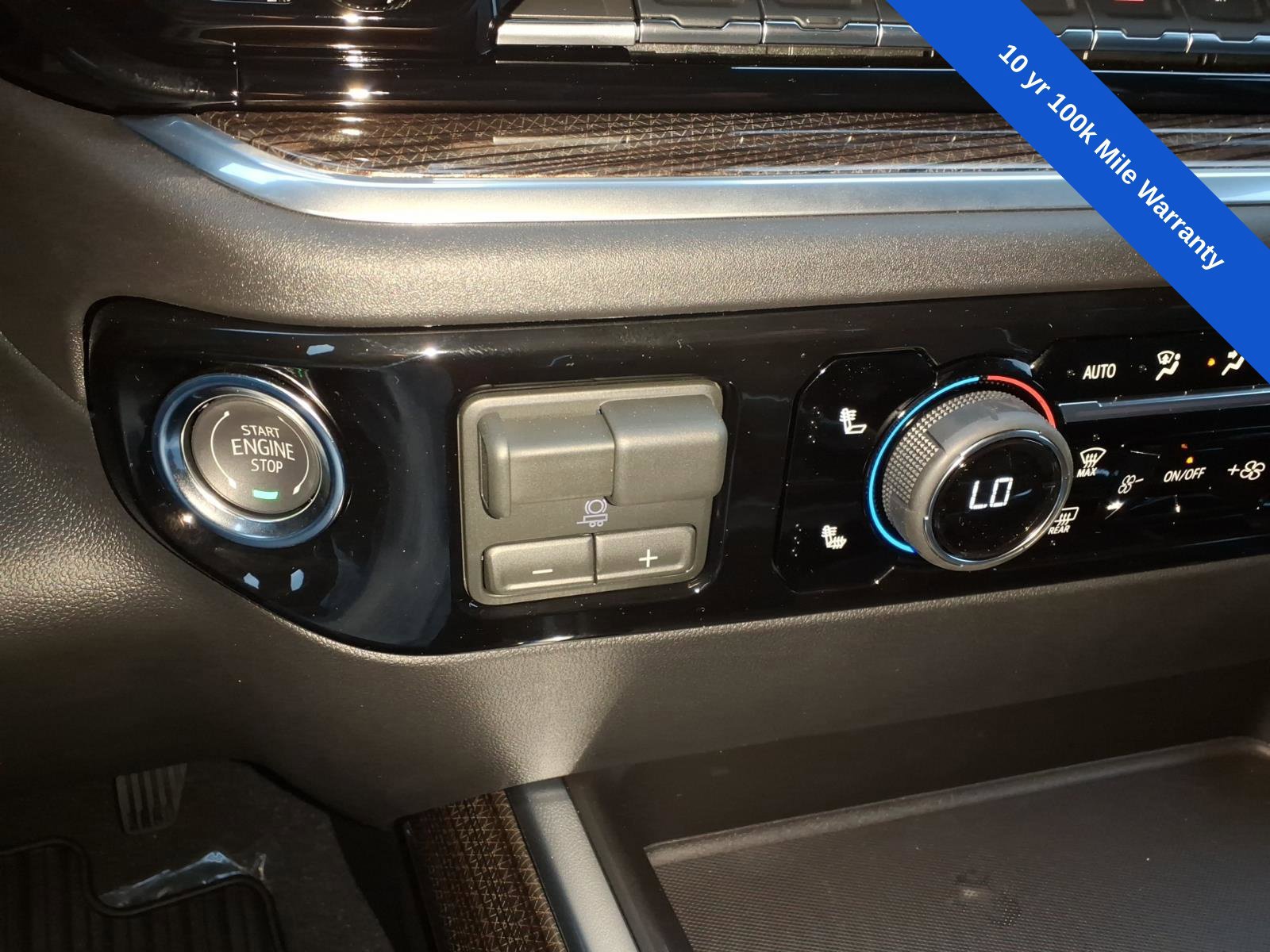 New 2026 Chevrolet Silverado 2500 LT w/ Z71 Chrome Sport Edition AWD/4WD image 25