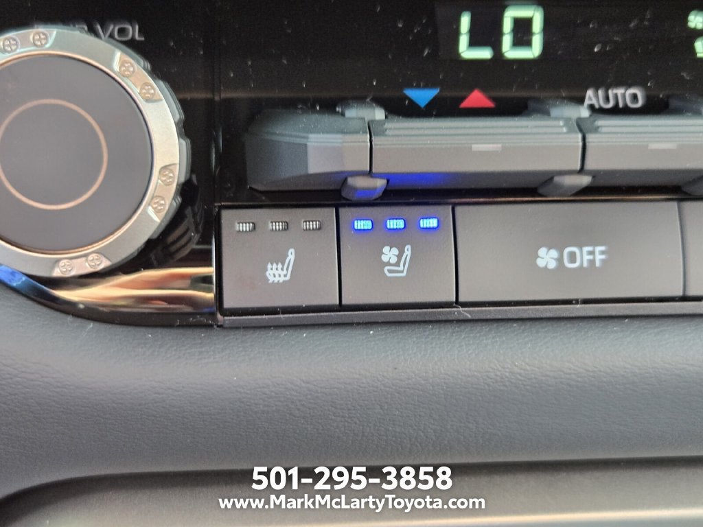 New 2026 Toyota Tundra Platinum AWD/4WD image 18
