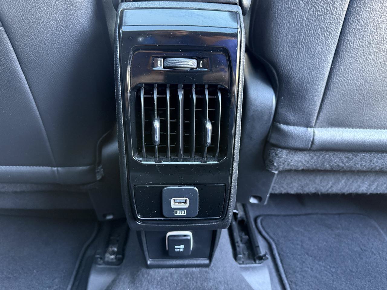 Used 2022 Jeep Compass Latitude w/ Sun and Sound Group AWD/4WD image 26