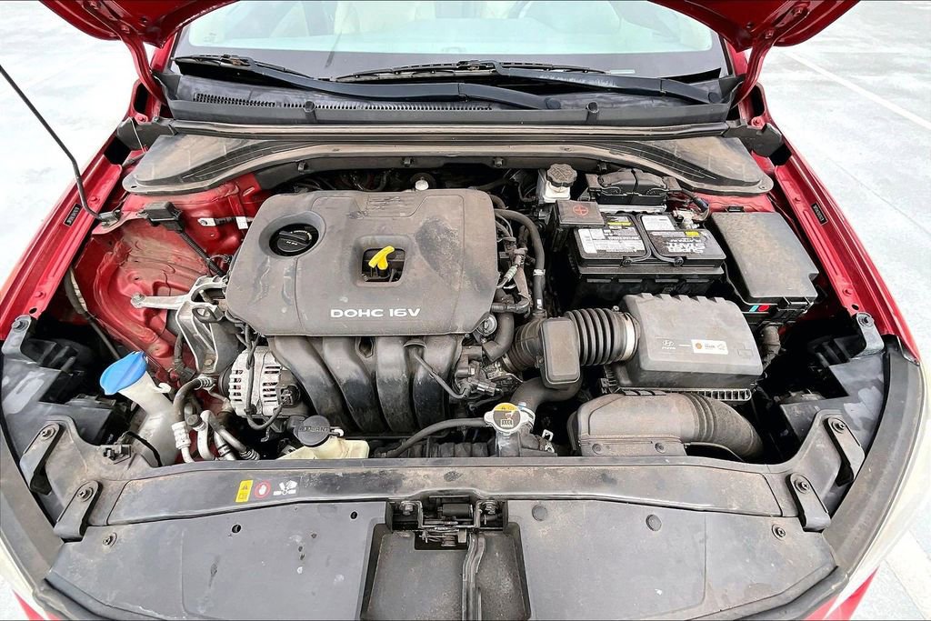 Used 2018 Hyundai Elantra Limited w/ Cargo Package image 9