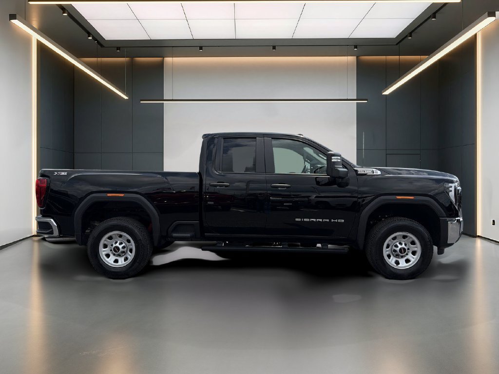 Certified 2025 GMC Sierra 2500 Pro AWD/4WD image 8
