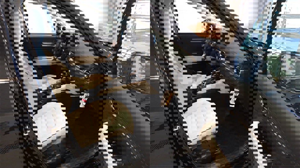 New 2025 MAZDA CX-5 AWD 2.5 S w/ Premium Plus Pkg image 16