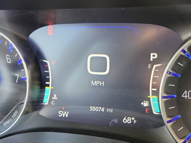 Used 2023 Chrysler Pacifica Touring-L image 27