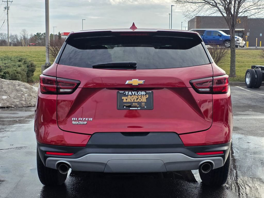Used 2025 Chevrolet Blazer LT image 6