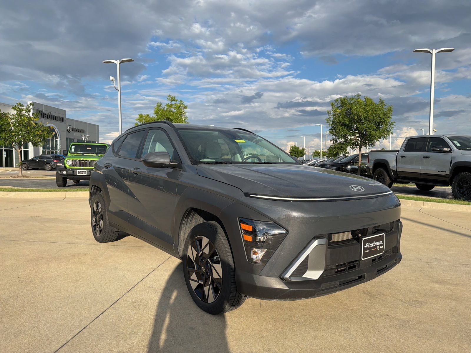 Used 2024 Hyundai Kona SEL AWD/4WD image 8