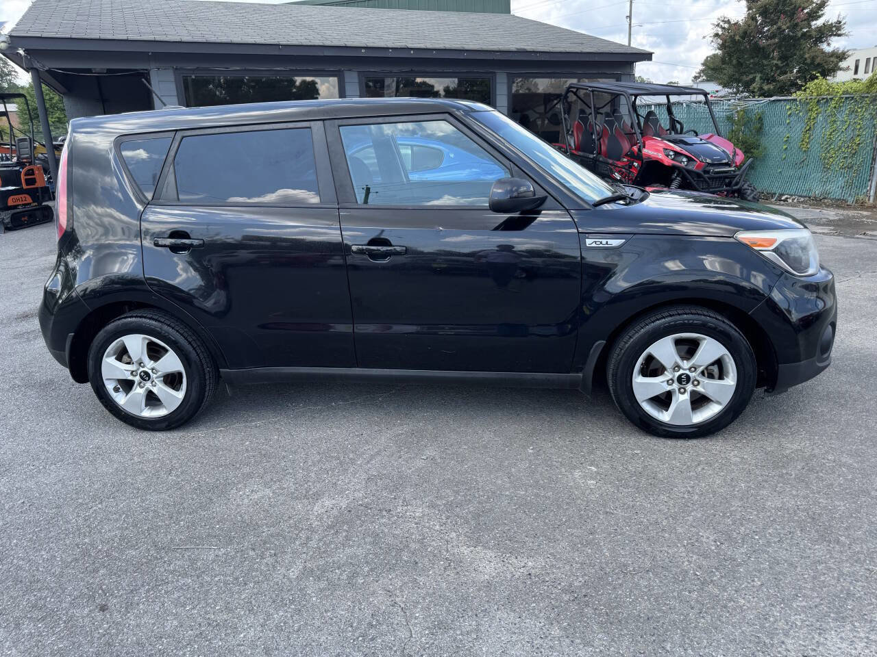 Used 2017 Kia Soul image 17