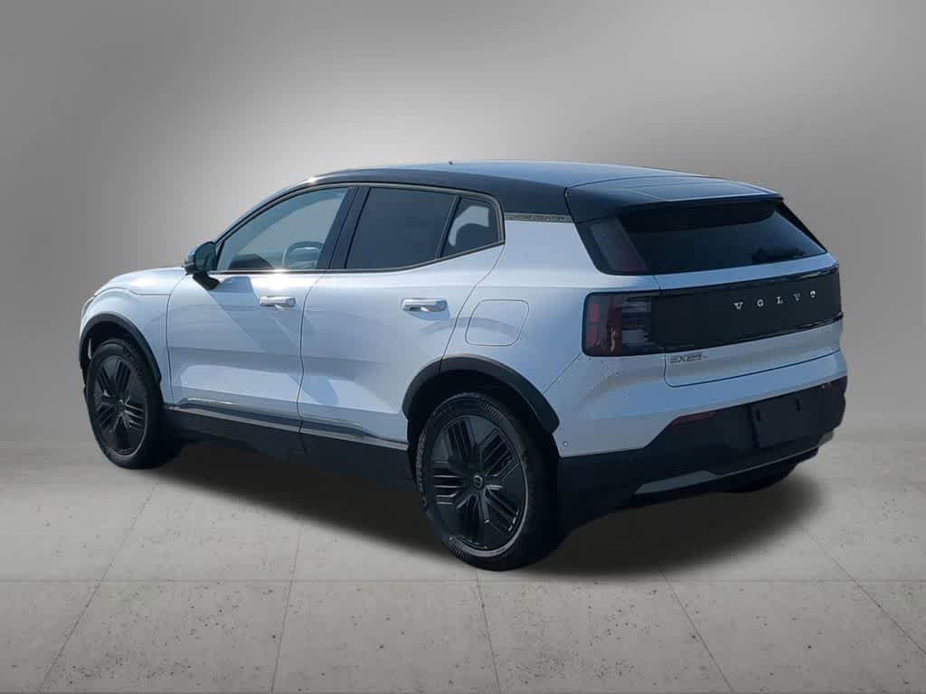 New 2026 Volvo EX30 Cross Country Ultra w/ Protection Package Premier AWD/4WD image 4