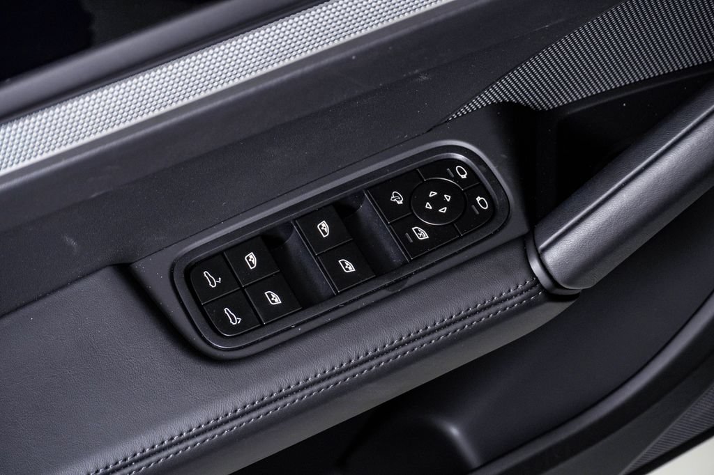 New 2026 Porsche Cayenne S AWD/4WD image 26