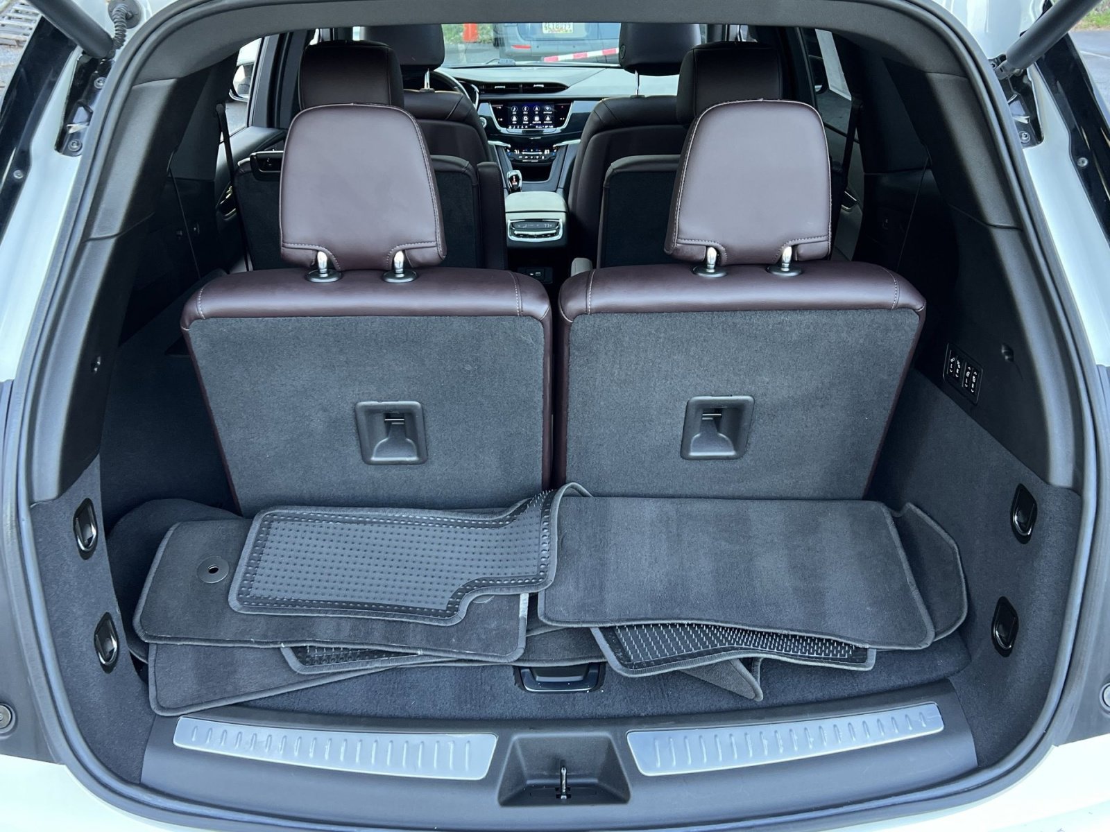 Used 2023 Cadillac XT6 Premium Luxury AWD/4WD image 31
