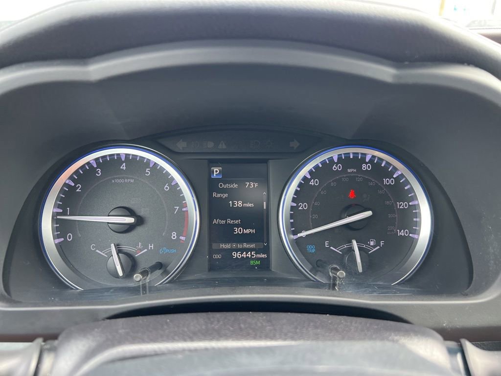 Used 2019 Toyota Highlander XLE AWD/4WD image 11