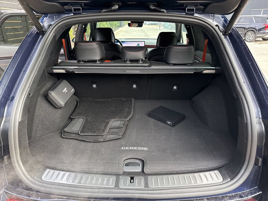 New 2026 Genesis GV70 3.5T Sport Prestige AWD/4WD image 16