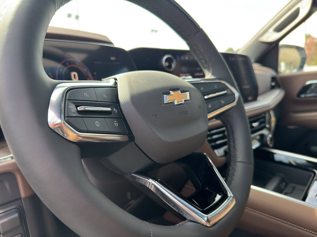 New 2026 Chevrolet Suburban High Country image 17