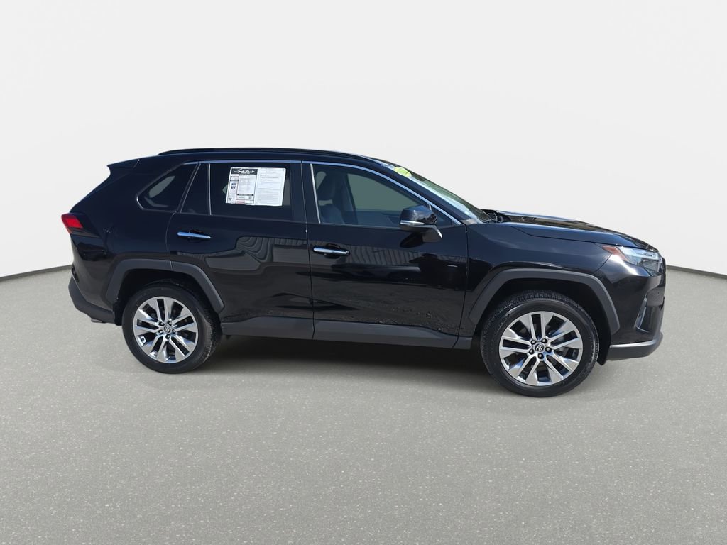 Used 2022 Toyota RAV4 Limited w/ Limited Grade Weather Package image 4