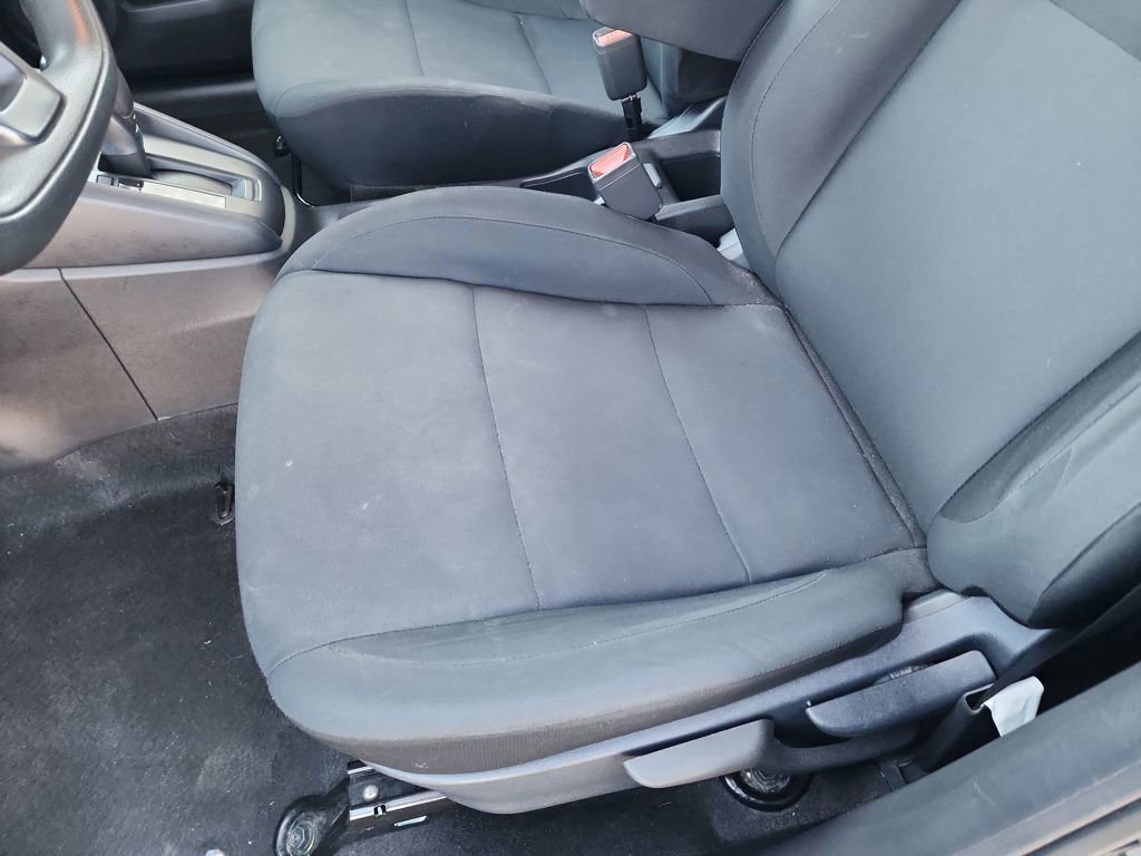 Used 2023 Nissan Kicks S image 16