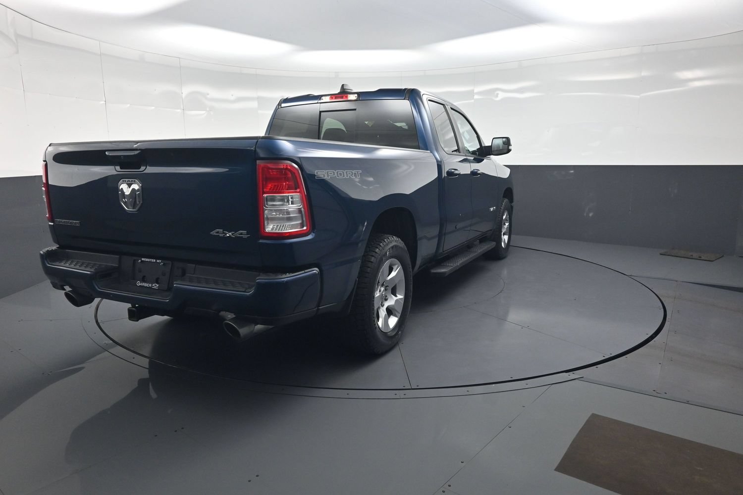 Used 2021 RAM 1500 Big Horn AWD/4WD image 3