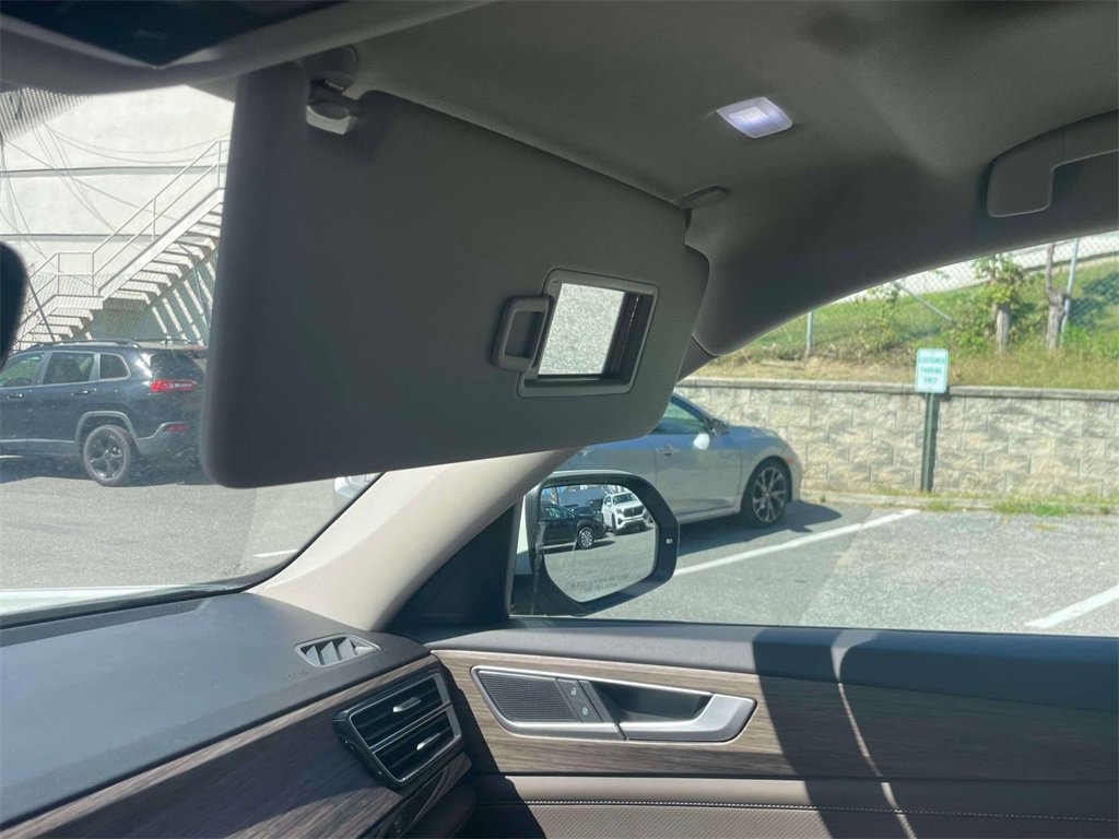 New 2024 Volkswagen Atlas SEL image 34