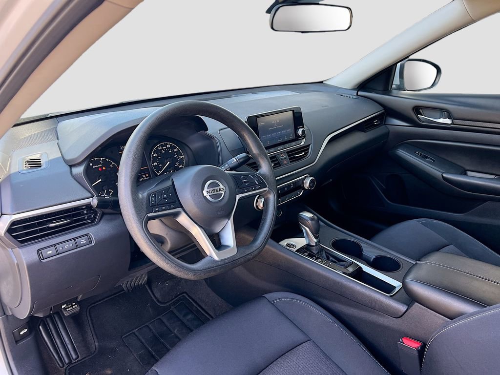 Used 2022 Nissan Altima 2.5 S FWD image 9