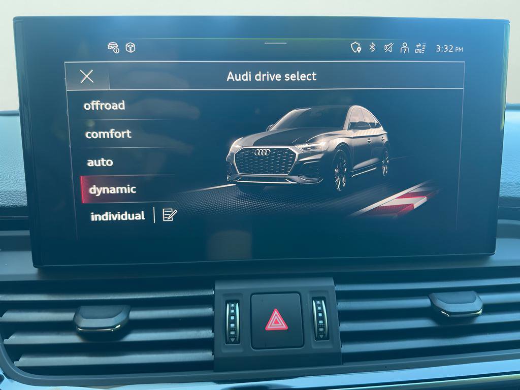 Used 2024 Audi SQ5 Prestige AWD/4WD image 31