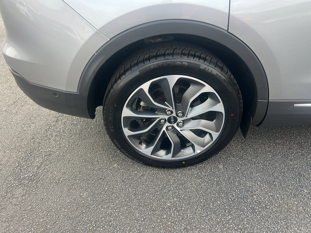 Certified 2023 Lincoln Nautilus Reserve w/ Equipment Group 201A image 10