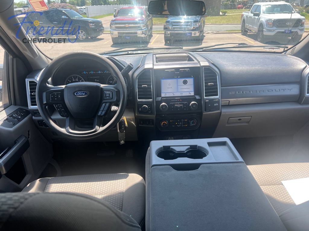 Used 2017 Ford F250 XLT w/ XLT Premium Package AWD/4WD image 19
