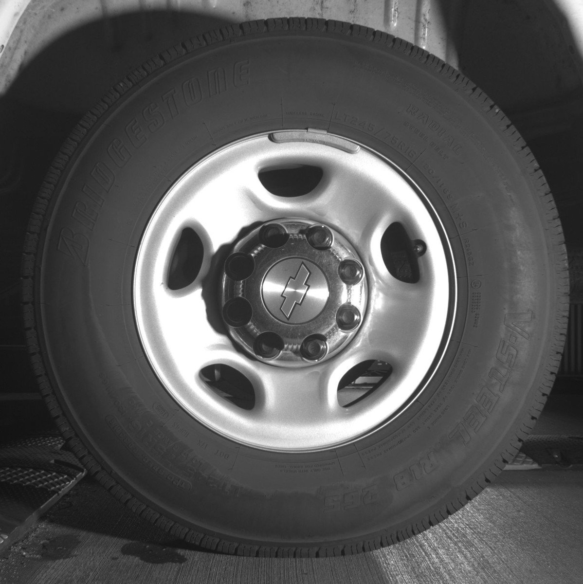 Used 2025 Chevrolet Express 3500 LT w/ LT Preferred Equipment Group image 13