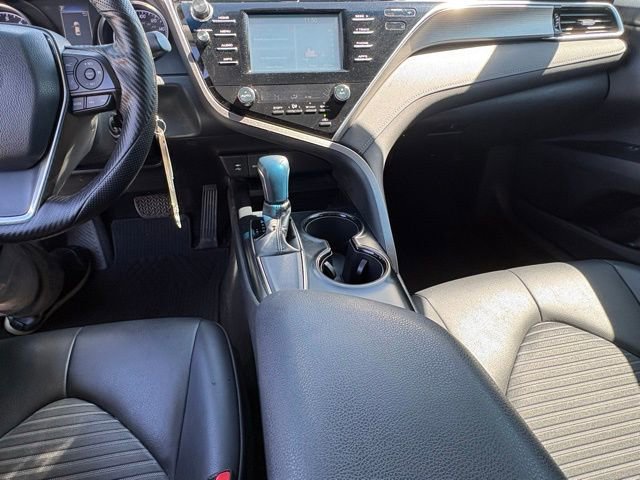 Used 2018 Toyota Camry SE image 21