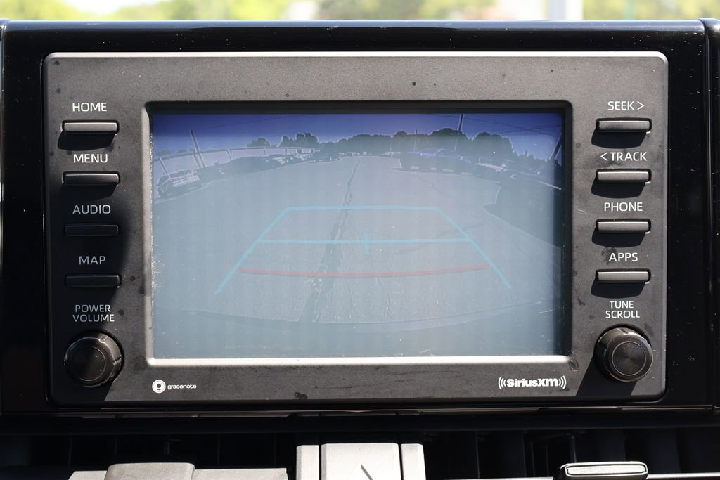 Used 2020 Toyota RAV4 XLE w/ Convenience Package FWD image 11