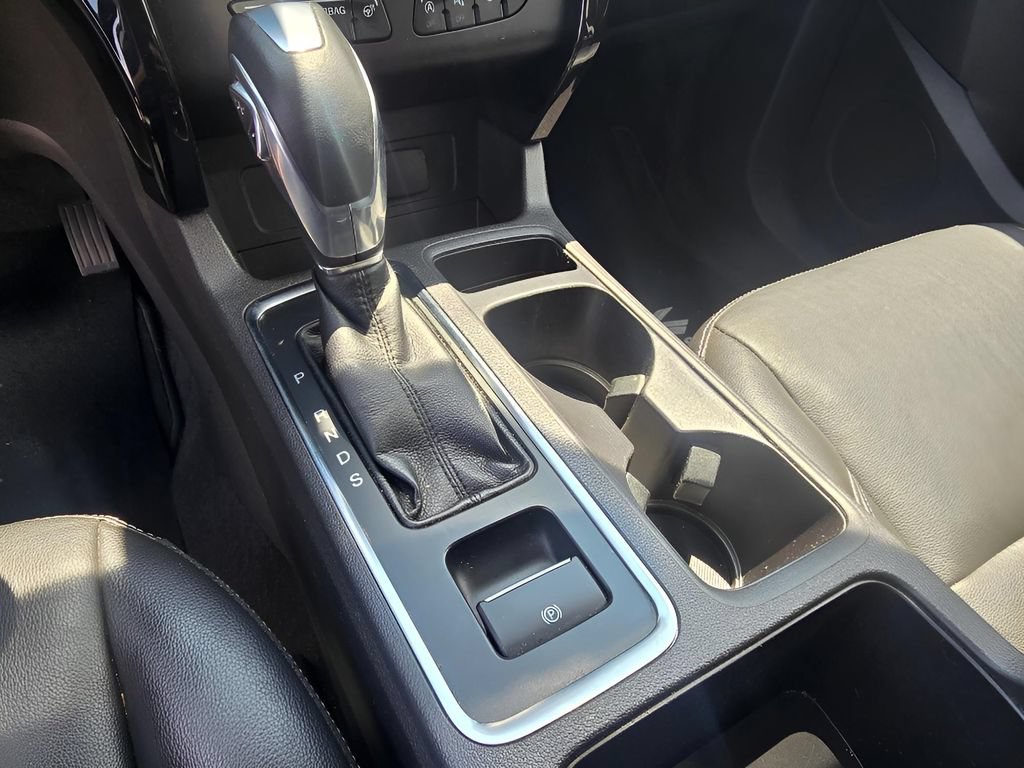 Used 2019 Ford Escape Titanium AWD/4WD image 11