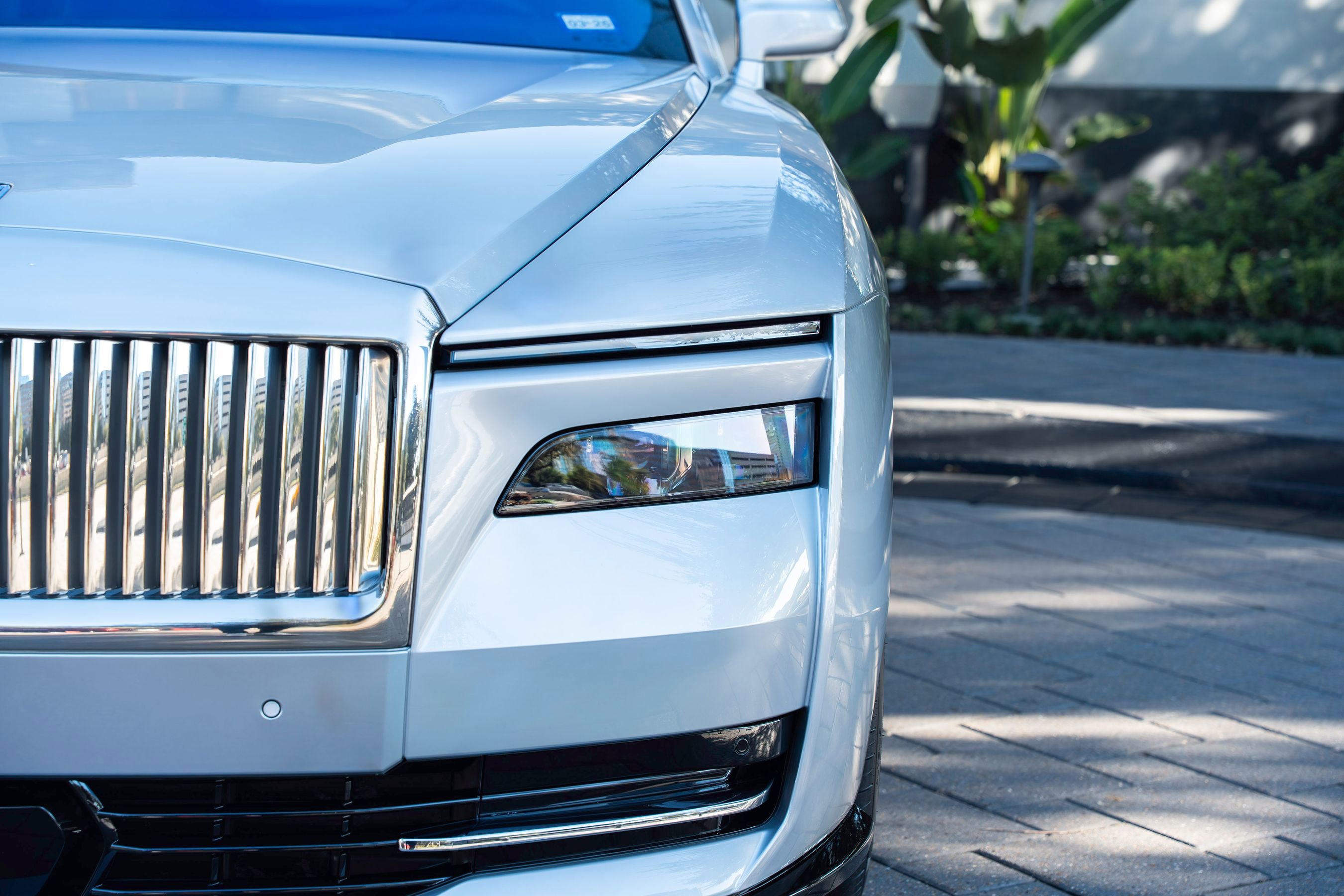 Used 2024 Rolls-Royce Spectre w/ Spectre Launch Package AWD/4WD image 7