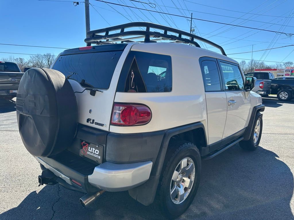 Used 2010 Toyota FJ Cruiser 2WD image 5