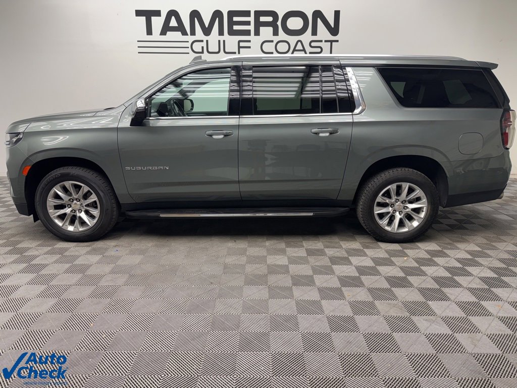 Used 2023 Chevrolet Suburban Premier image 6