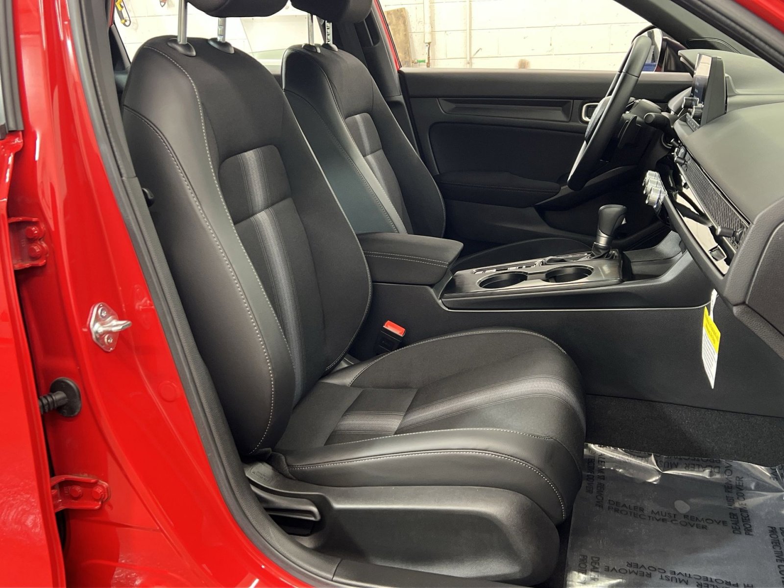 Used 2025 Honda Civic Sport image 25