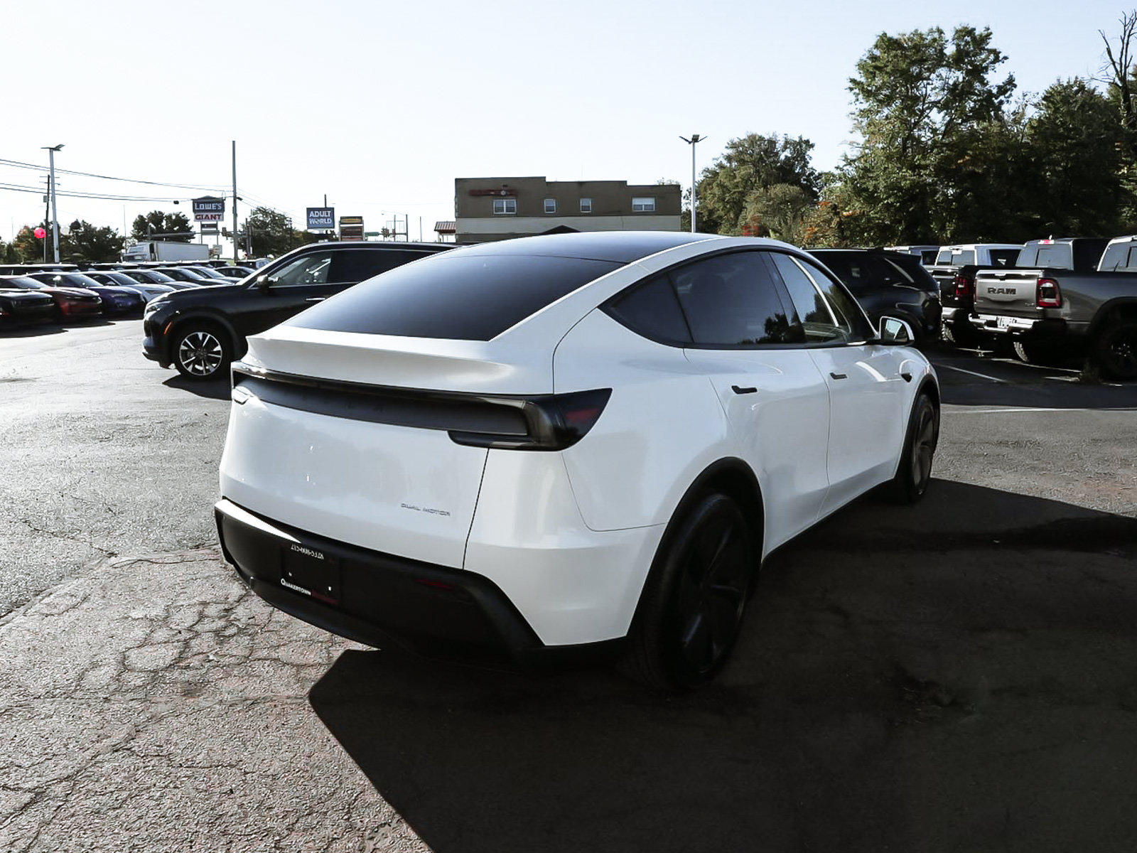 Used 2026 Tesla Model Y Long Range AWD/4WD image 6