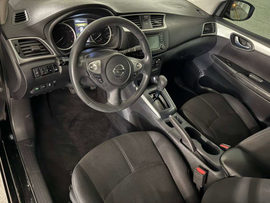 Used 2018 Nissan Sentra S w/ Appearance Package image 4