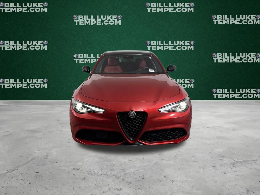 Used 2023 Alfa Romeo Giulia Veloce image 5