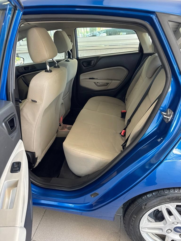Used 2018 Ford Fiesta SE FWD image 9