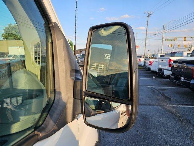 Used 2016 Ford Transit 250 130 Medium Roof RWD image 28