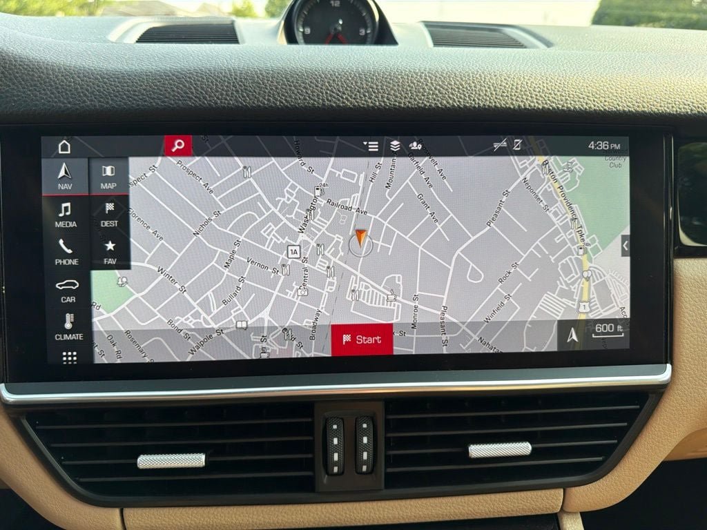 Used 2020 Porsche Cayenne AWD/4WD image 21