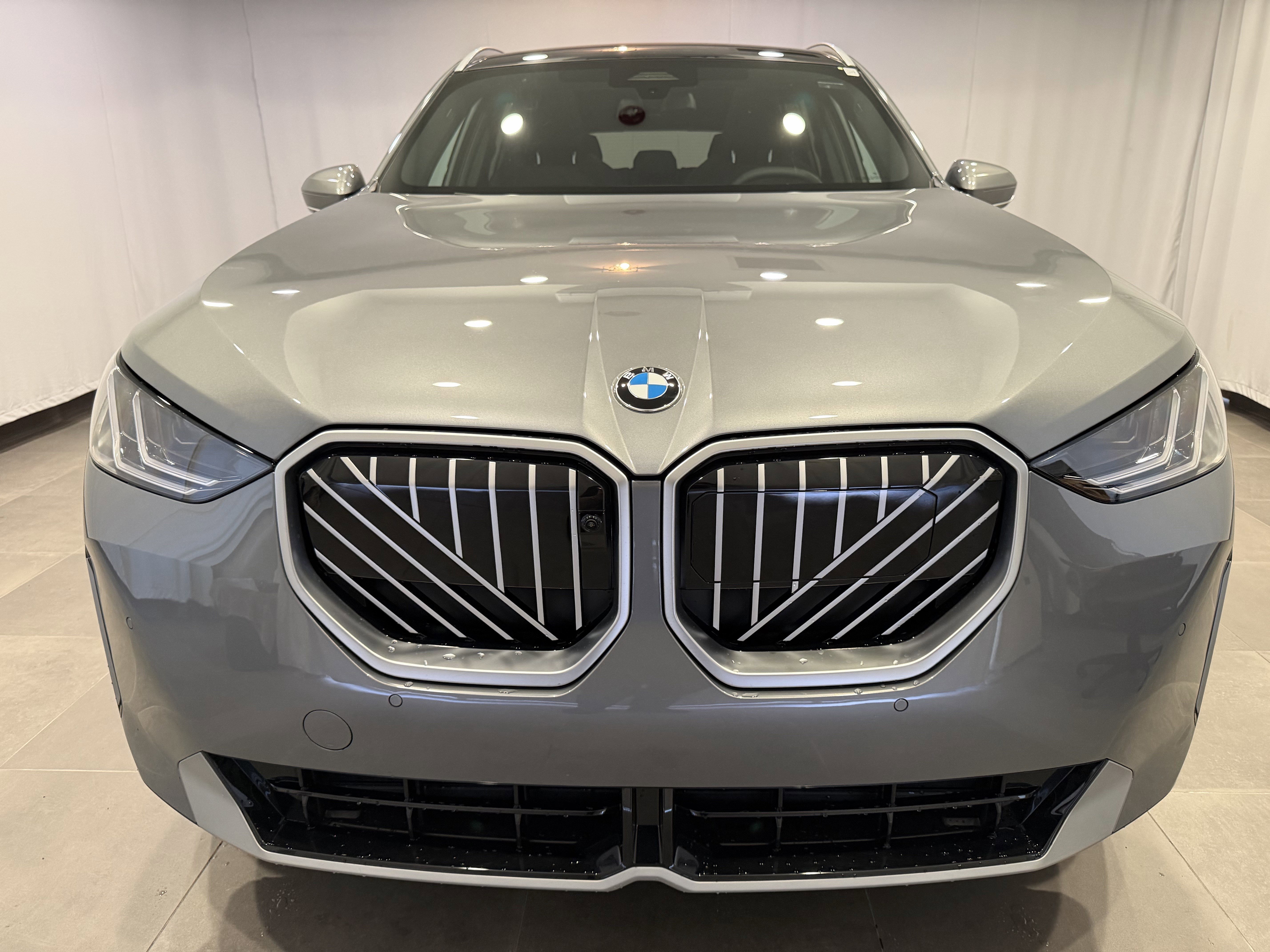 New 2026 BMW X3 xDrive30 w/ Premium Package image 2