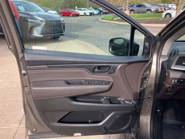 Used 2019 Honda Odyssey Touring image 9