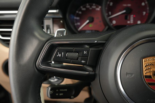 Used 2022 Porsche Macan S image 38