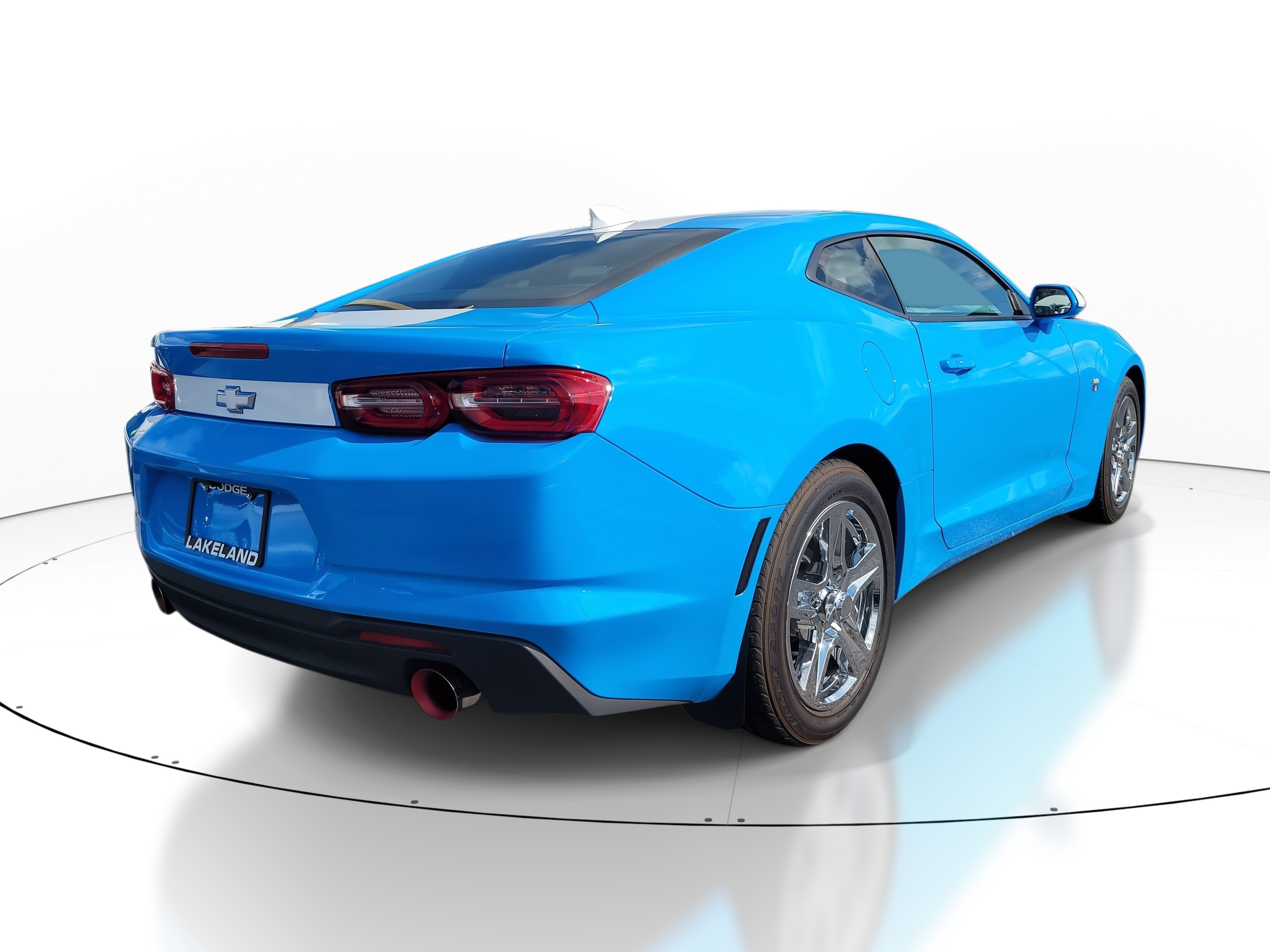 Used 2023 Chevrolet Camaro LT image 6